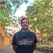 Spanischlehrer mit mehr als fünf Jahren Erfahrung